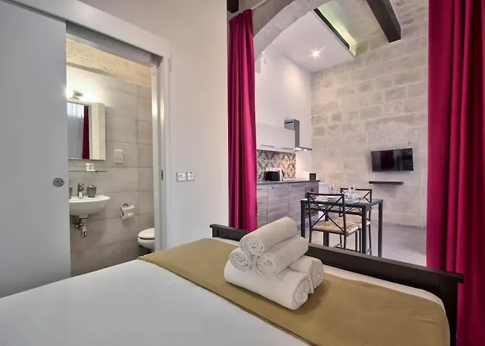 Apartment Old 2 By Vallettastay Valletta