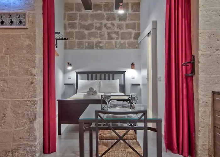 Old 2 By Vallettastay Apartment *